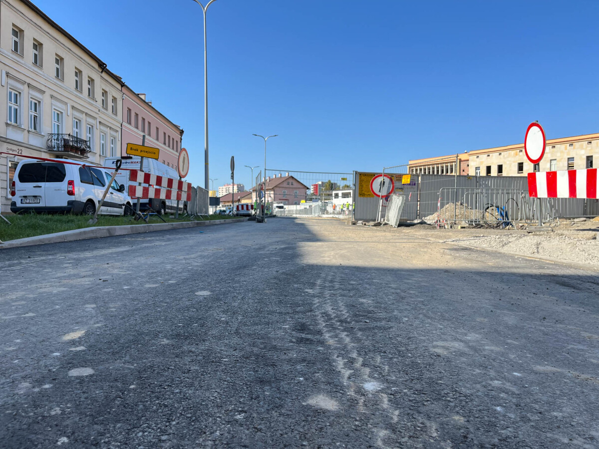 Budowa Rzeszowskiego Centrum Komunikacyjnego zbliża się do końca [wrzesień 2023]